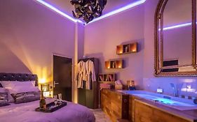 Appartement de luxe avec Jacuzzi au centre de Metz